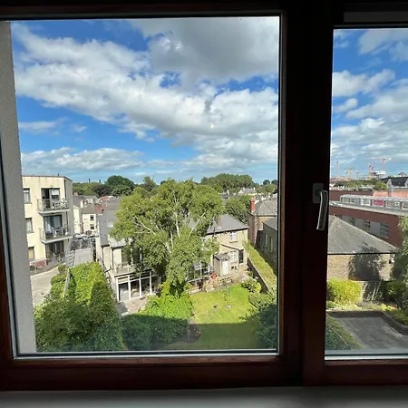 Apartman Newly Renovated D4 2bd The Aviva & Docklands Dublin