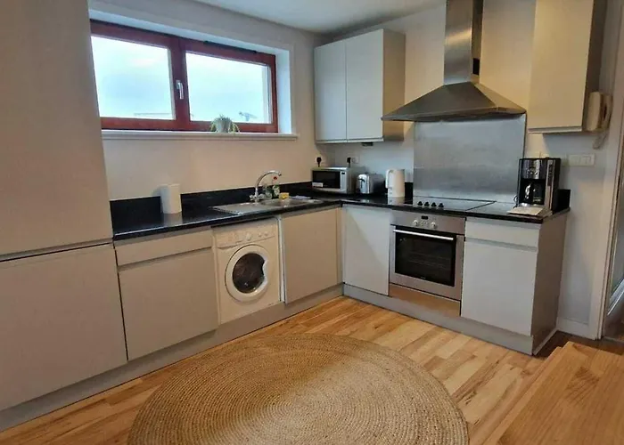 Newly Renovated D4 2bd The Aviva & Docklands Apartman Dublin