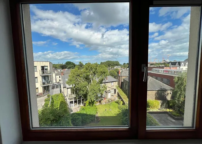 아파트 Newly Renovated D4 2bd The Aviva & Docklands 더블린